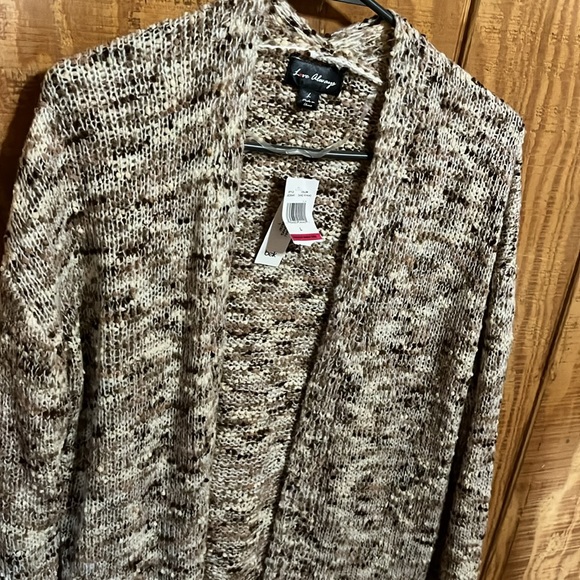 Cardigan - Picture 2 of 2